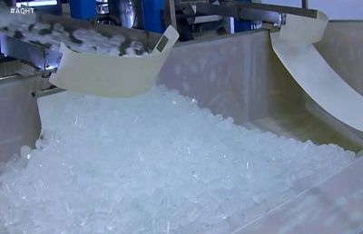 https://serviozono.com/wp-content/uploads/2024/05/Tratamientos-con-ozono-para-fabricas-de-hielo-y-Neveras.webp
